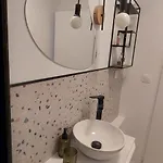 Cozy For 4 People, 100m Away