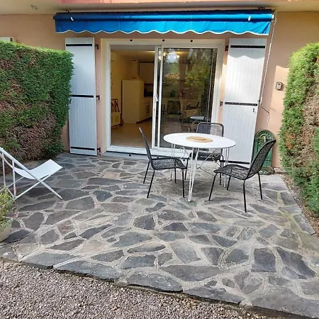 Cozy For 4 People, 100m Away *